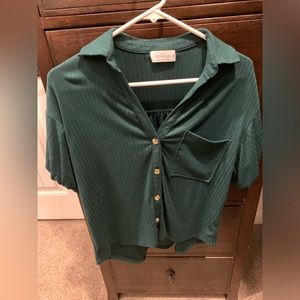 Kaleigh size small top.
